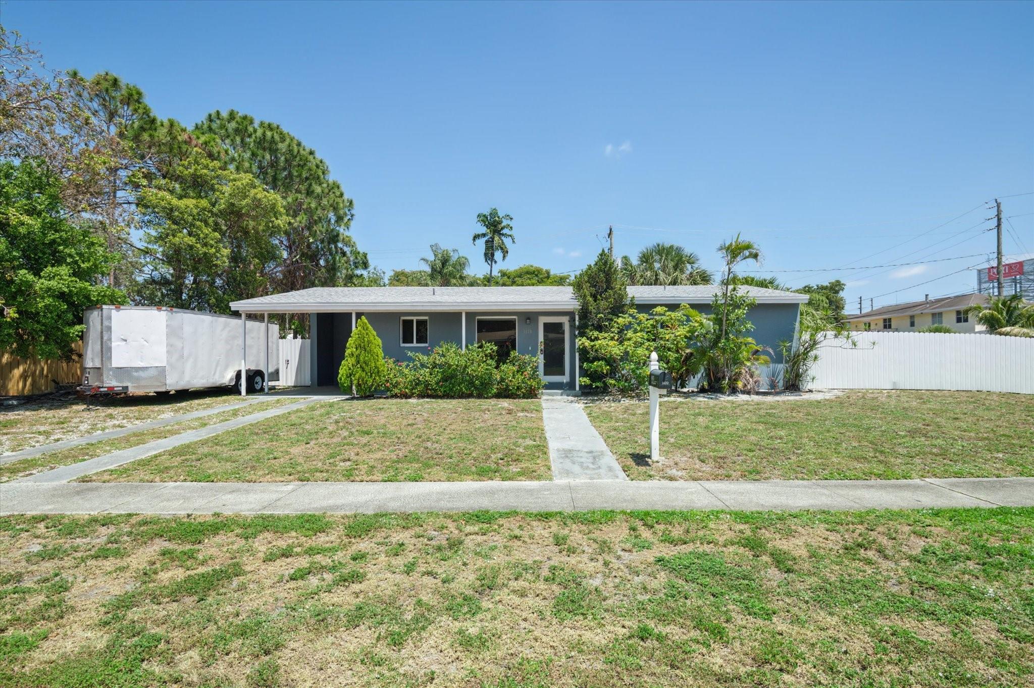 FLAMINGO PARK SEC - Residential Lease