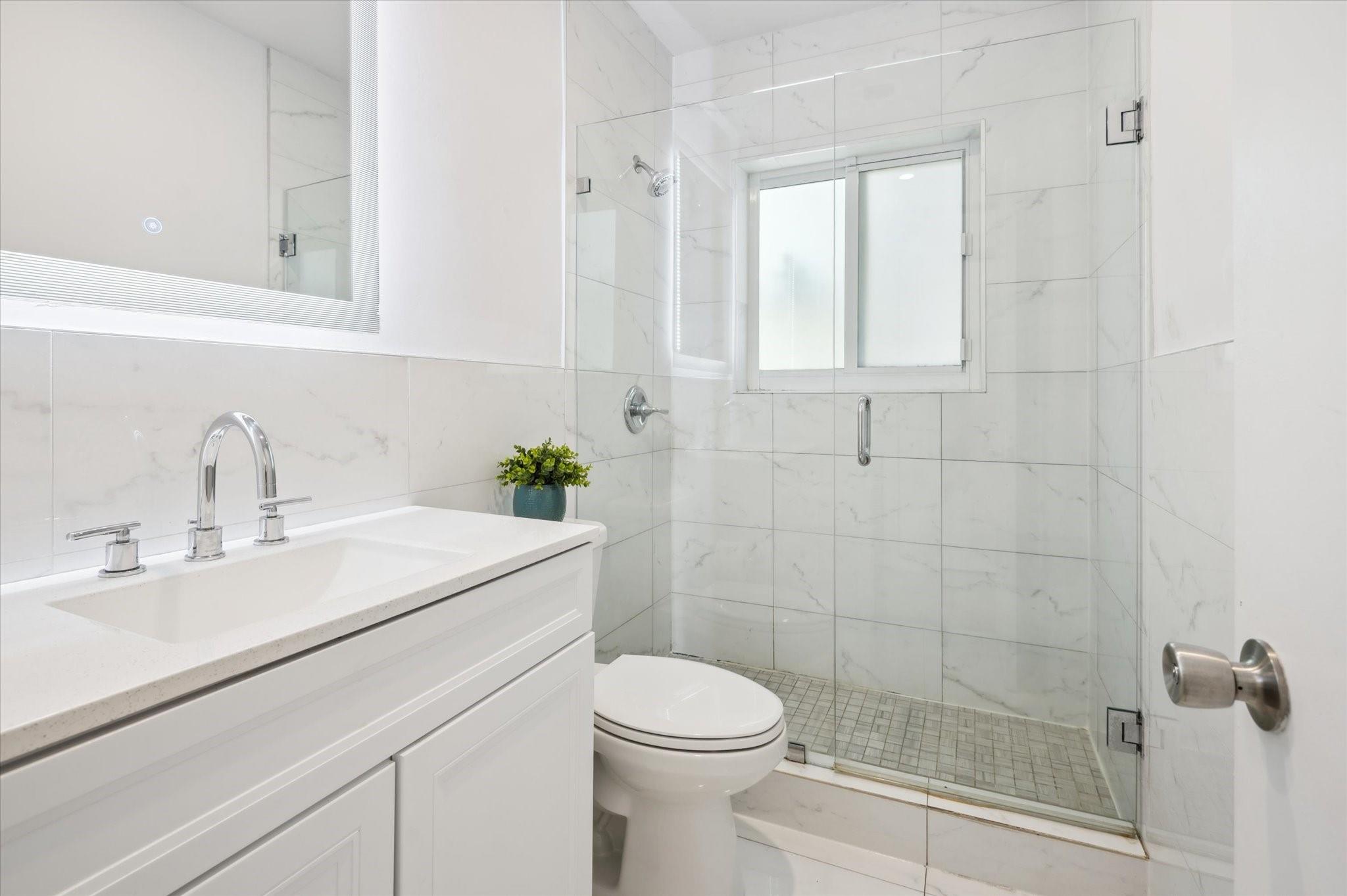 FLAMINGO PARK SEC - Residential Lease