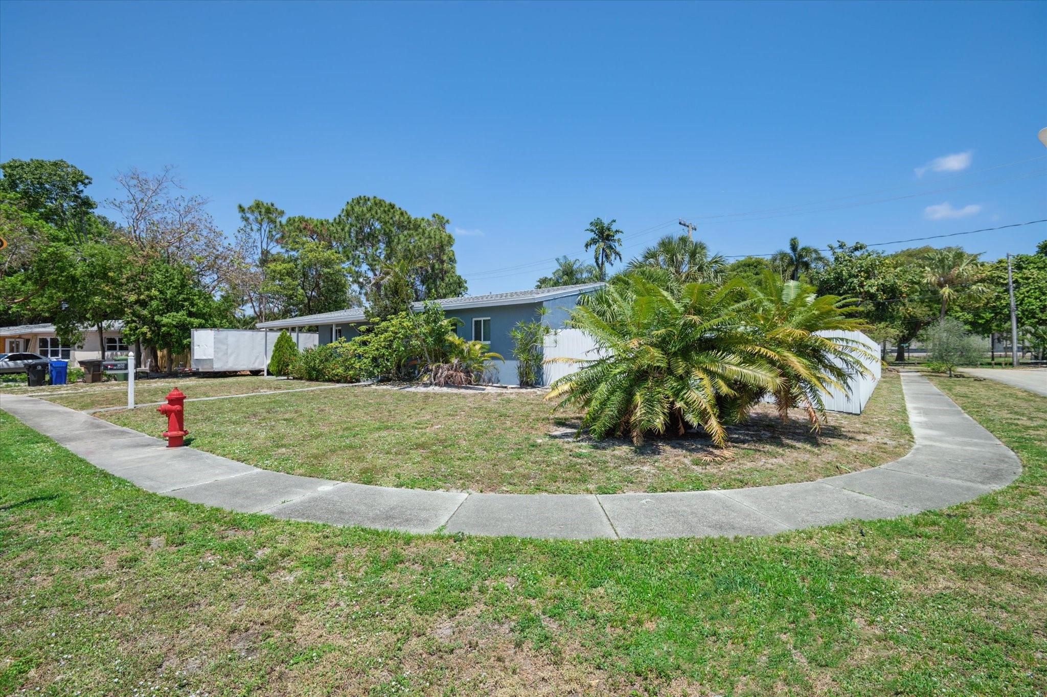 FLAMINGO PARK SEC - Residential Lease