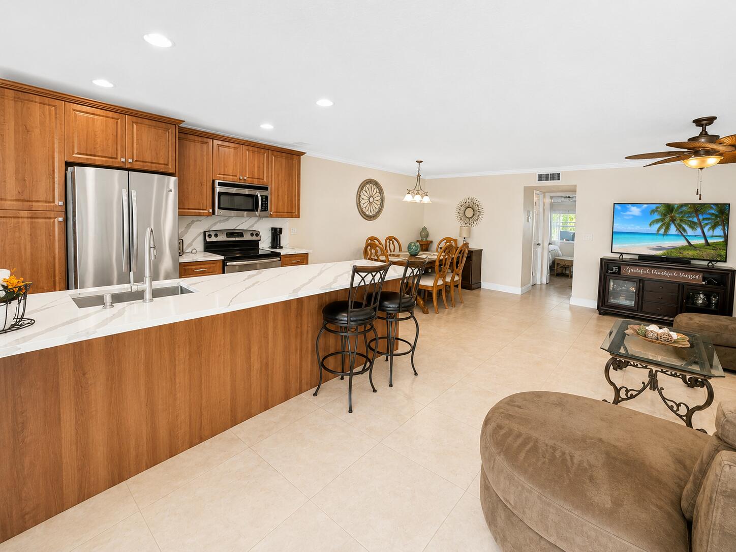 HIGH POINT OF DELRAY BEACH CONDO SEC II - Residential Lease