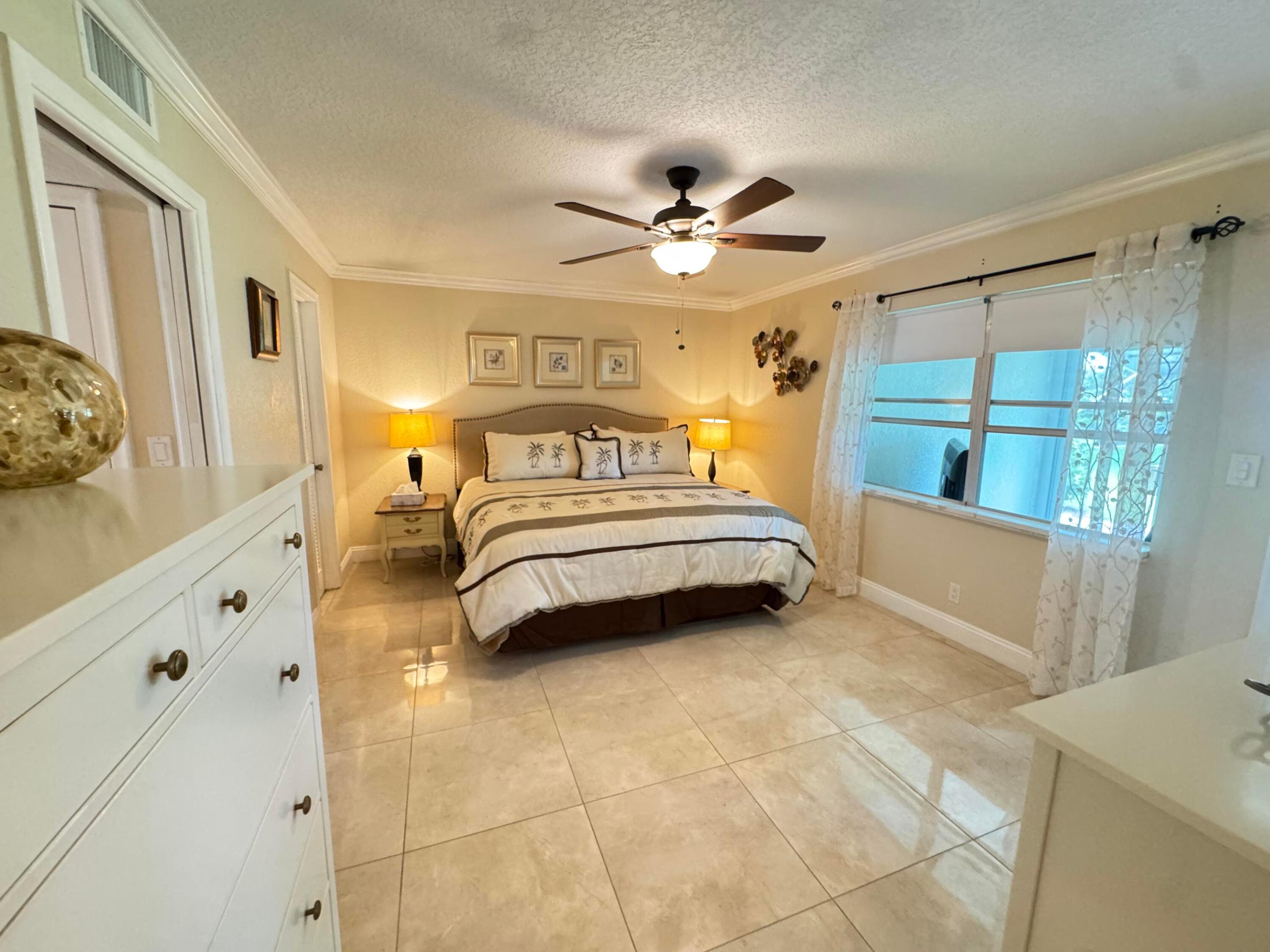 HIGH POINT OF DELRAY BEACH CONDO SEC II - Residential Lease