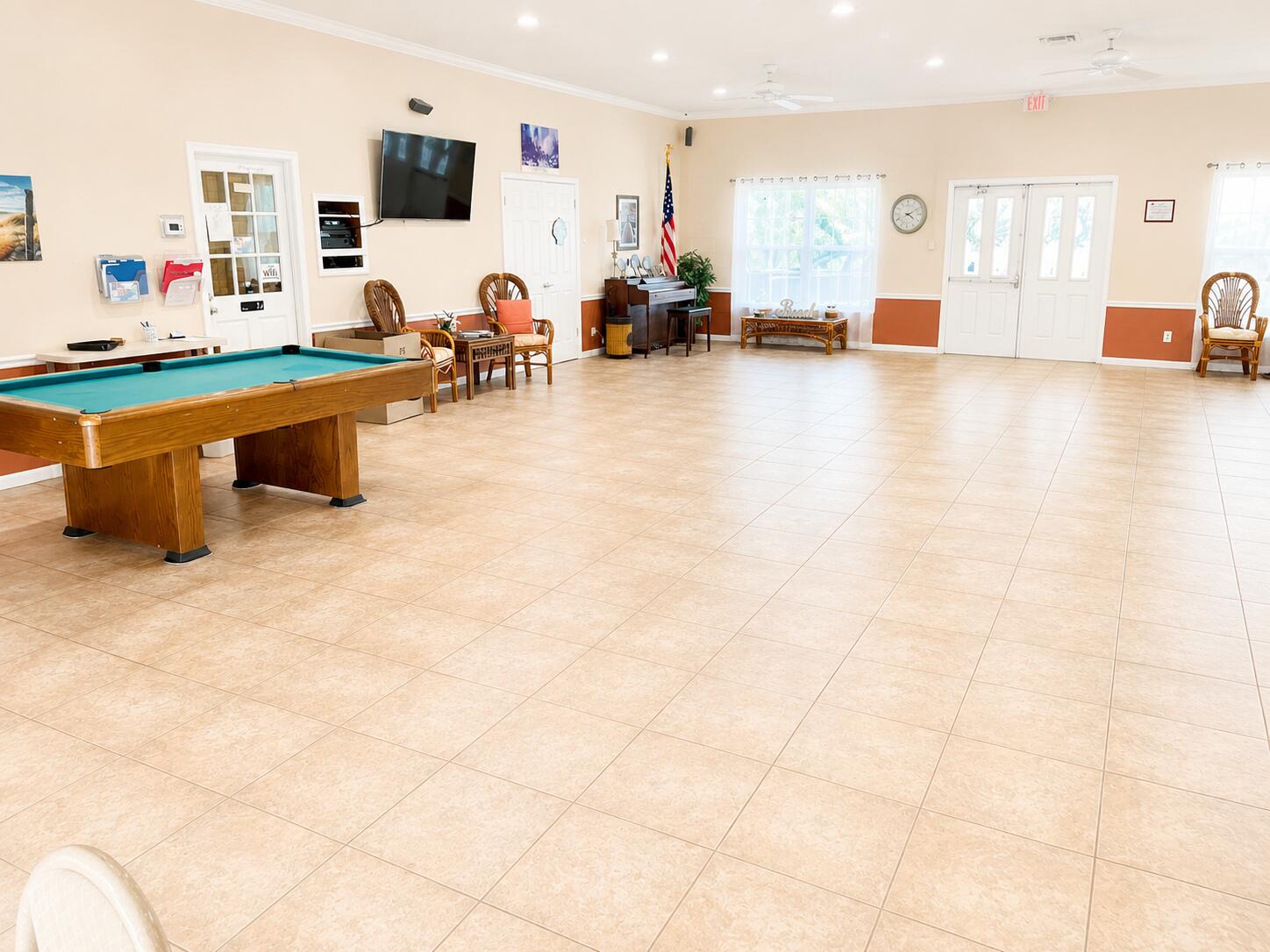 HIGH POINT OF DELRAY BEACH CONDO SEC II - Residential Lease