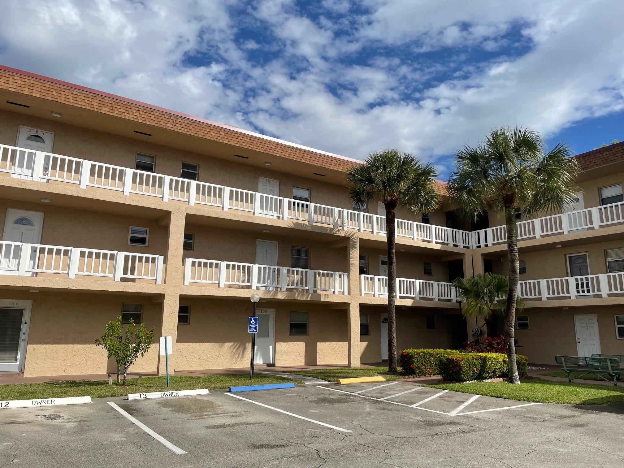 608 SW Natura Blvd 105