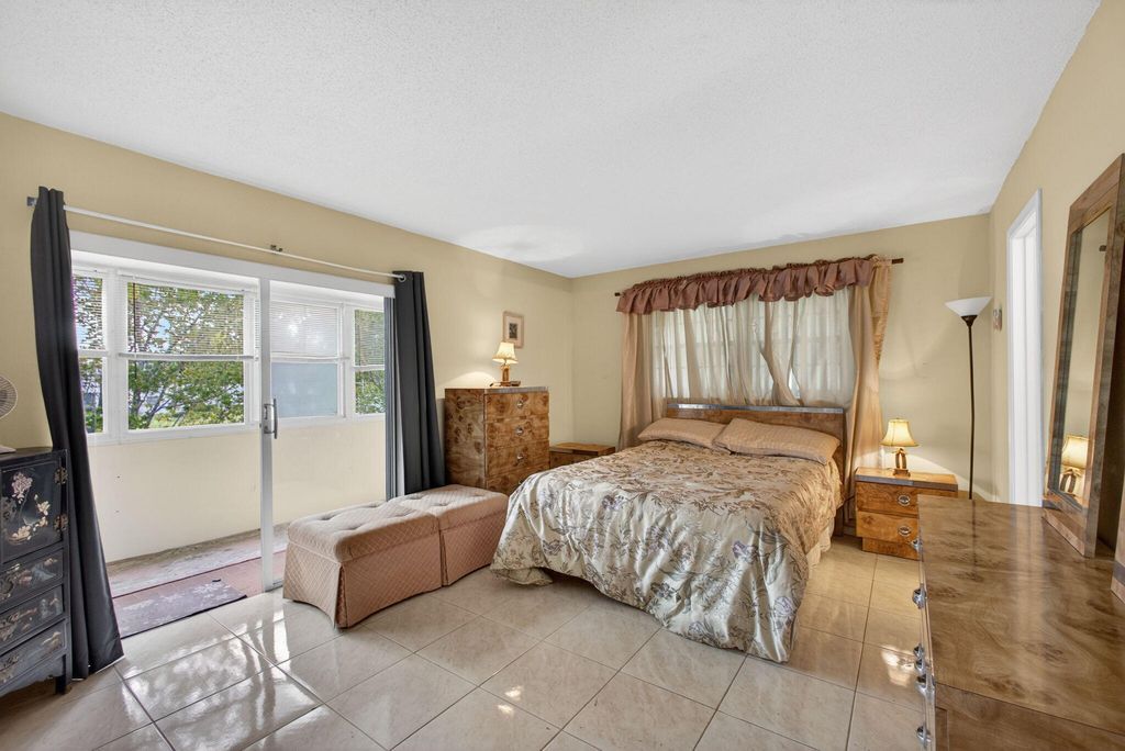 Photo of 157 Camden, West Palm Beach, FL 33417 (MLS # B26024536)