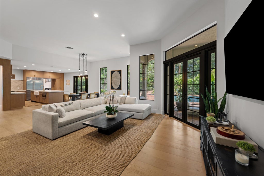 Photo of 2674 Players Court, Wellington, FL 33414 (MLS # B26074714)