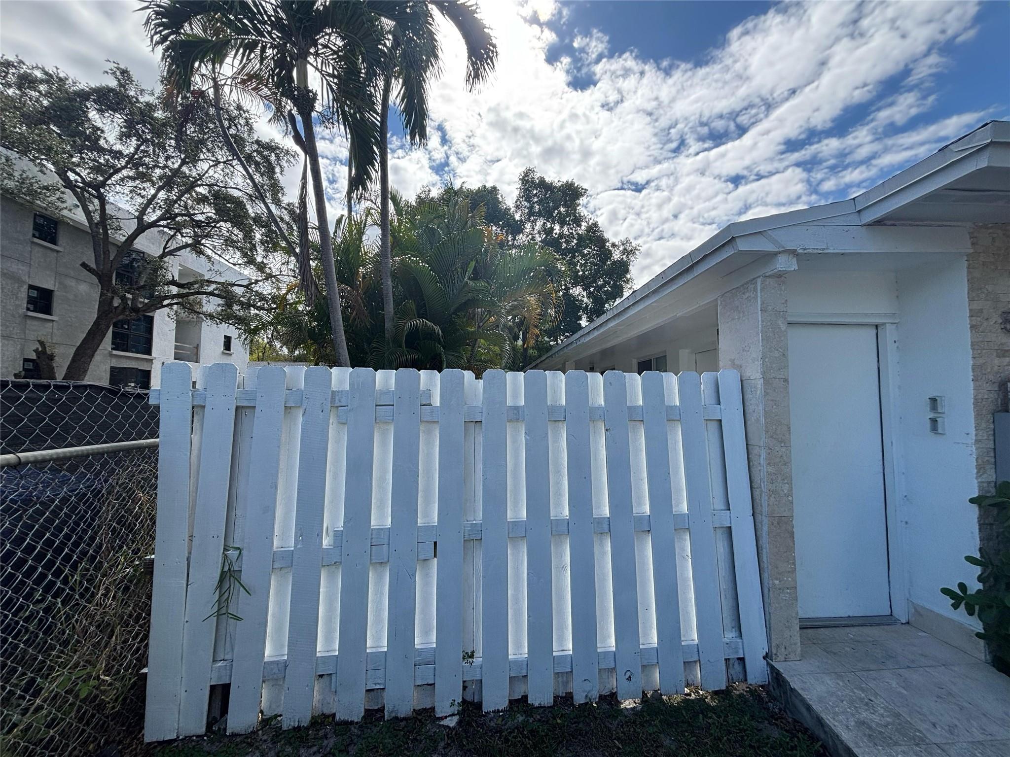 Highland Park - Residential Lease