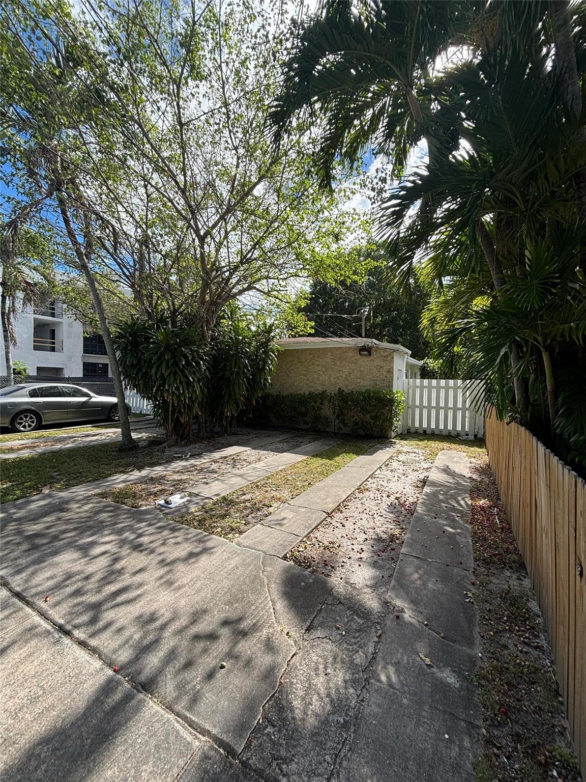 Highland Park - Residential Lease