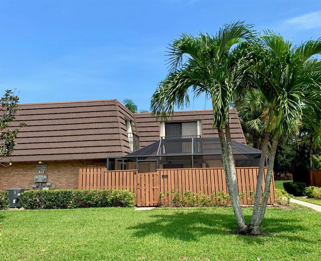 Photo of 1719 17th Court, Jupiter, FL 33477 (MLS # R10769737)