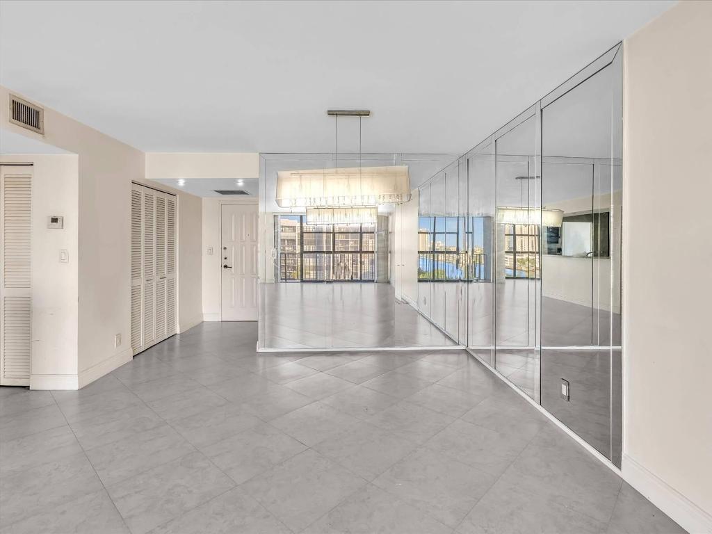 TOWERS OF OCEANVIEW SOUTH - Residential