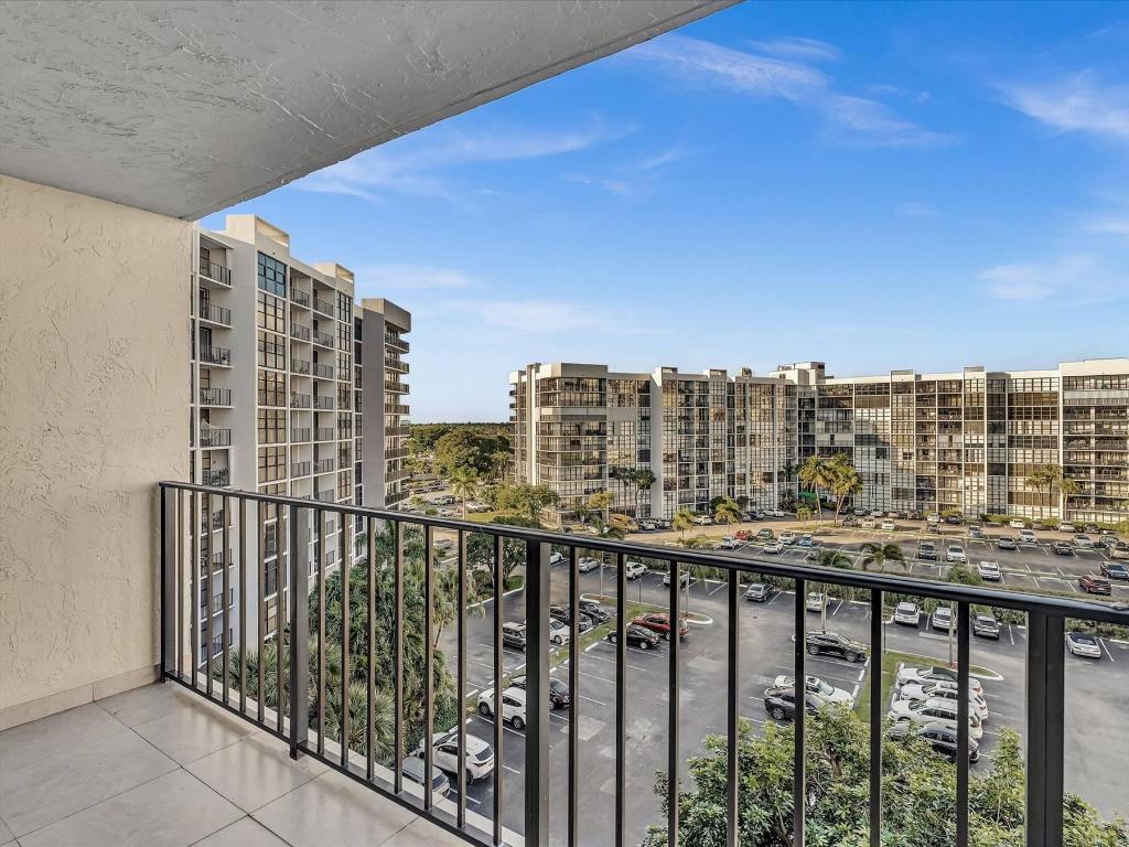 TOWERS OF OCEANVIEW SOUTH - Residential