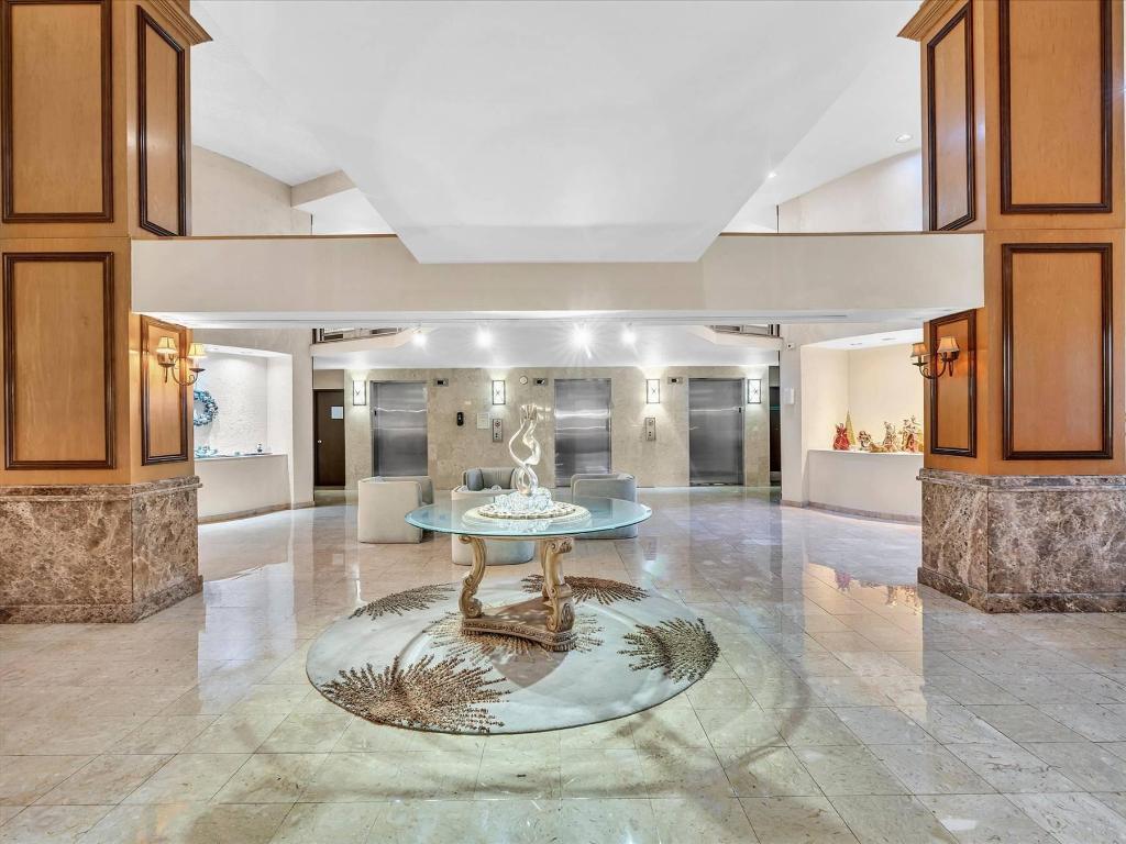 TOWERS OF OCEANVIEW SOUTH - Residential