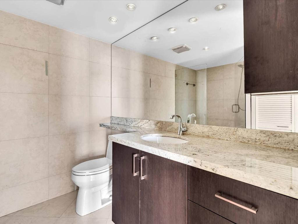 TOWERS OF OCEANVIEW SOUTH - Residential