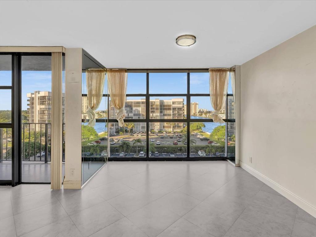 TOWERS OF OCEANVIEW SOUTH - Residential