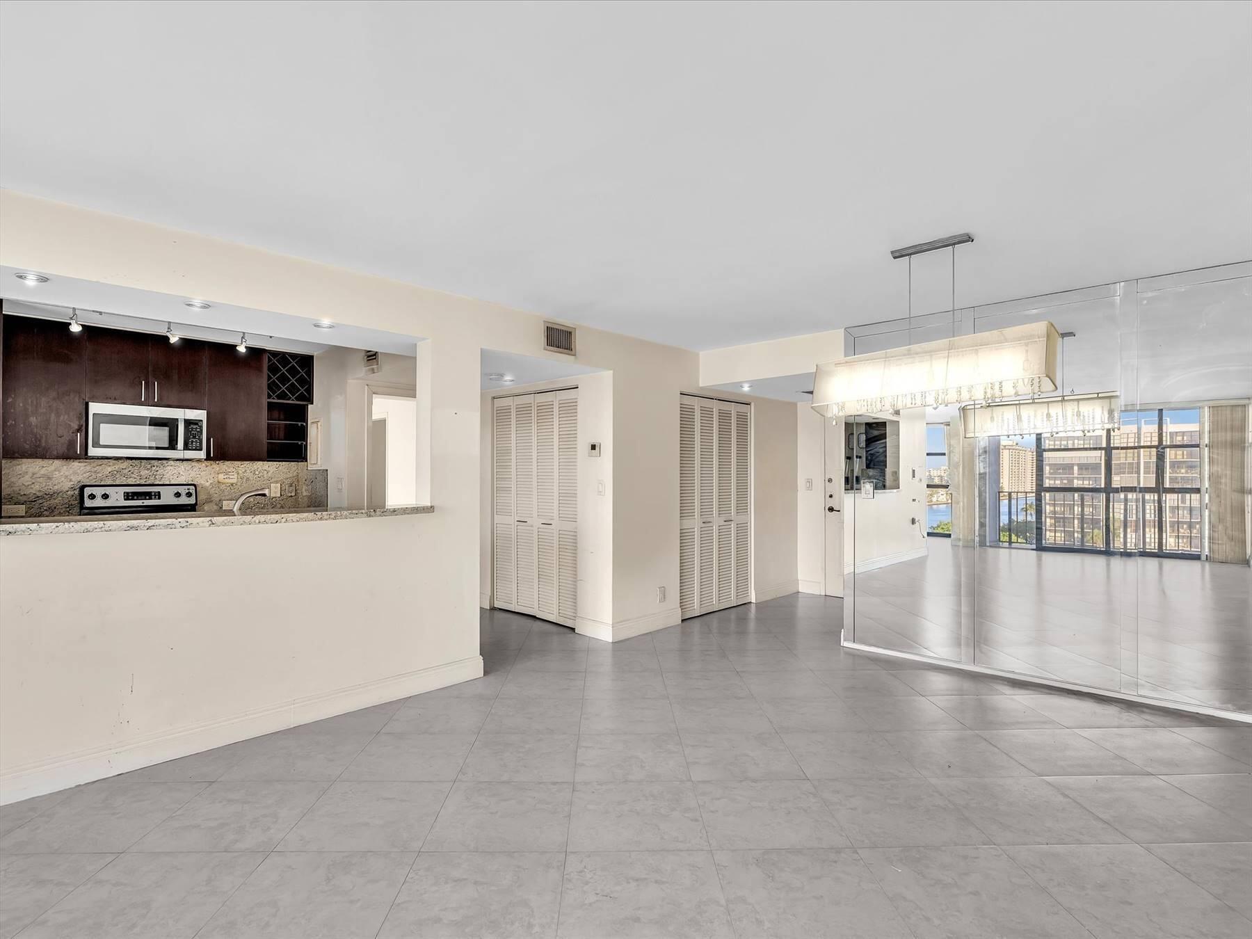 TOWERS OF OCEANVIEW SOUTH - Residential