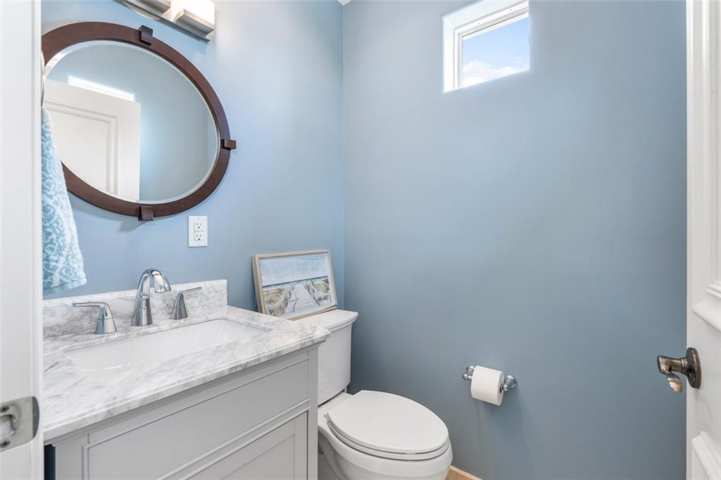 SEMINOLE LAKE TOWNHOMES - Residential