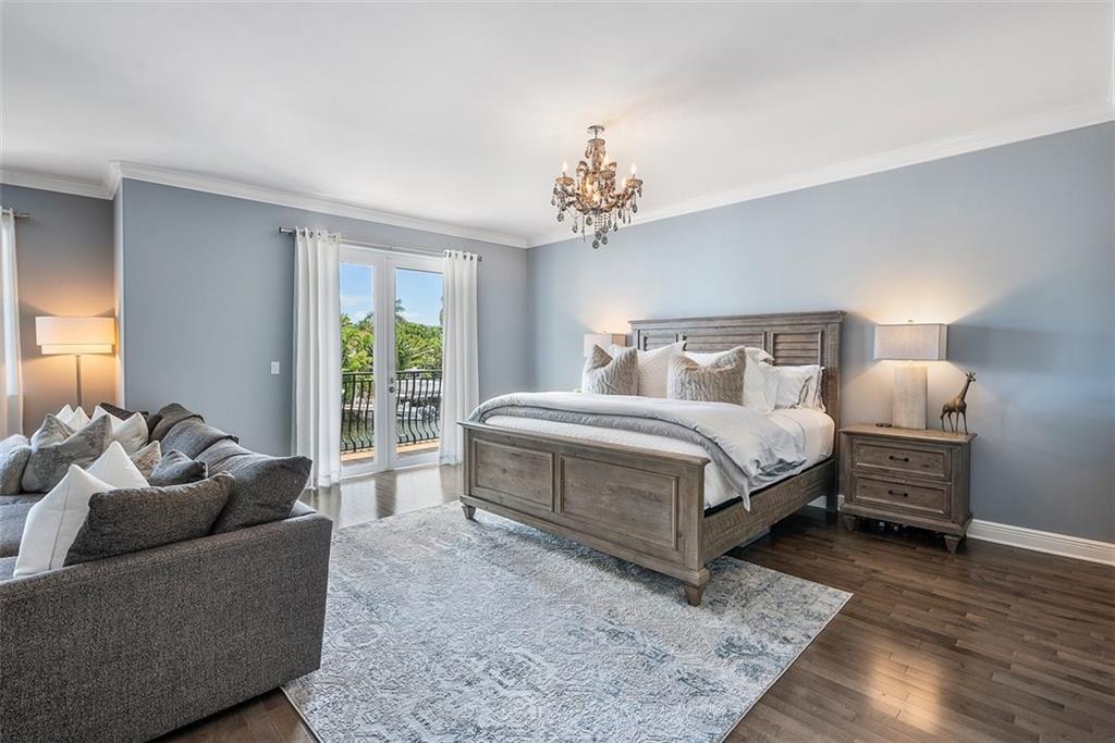 SEMINOLE LAKE TOWNHOMES - Residential