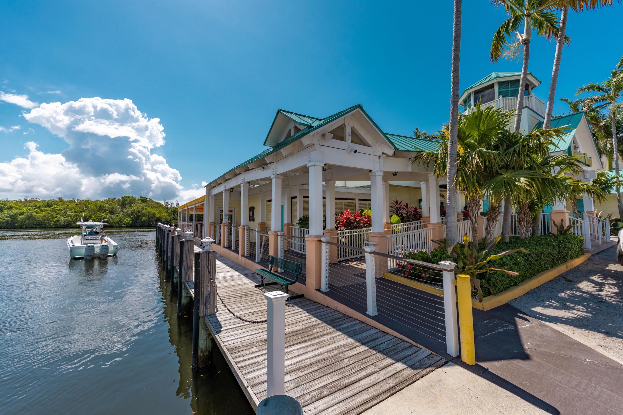 PALM BEACH LEISUREVILLE REPLAT - Residential