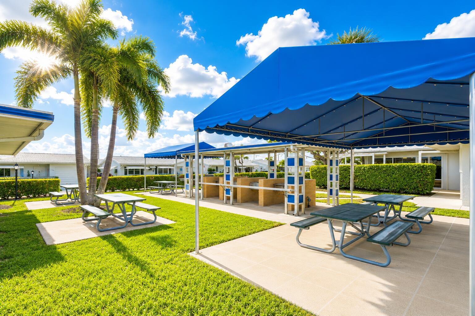 PALM BEACH LEISUREVILLE REPLAT - Residential