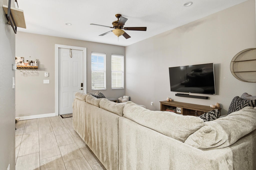 Photo of 480 Amador Lane #4, West Palm Beach, FL 33401 (MLS # B26093354)