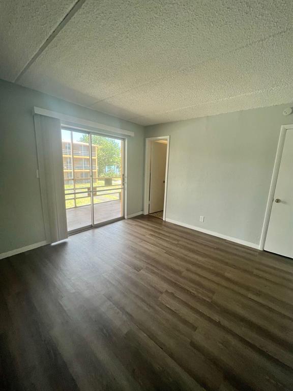 Stunning 1-bedroom, 1-bathroom apartment located in the heart of West Palm Beach. Great location - you'll have easy access to a variety of local dining and entertainment options, as well as quick access to major highways, making your commute a breeze. . Laundry rooms on-site, right off Intracoastal close to downtown areas, shopping, and dining. Small pet ONLY. $100/month flat fee for water utilities. Move in READY