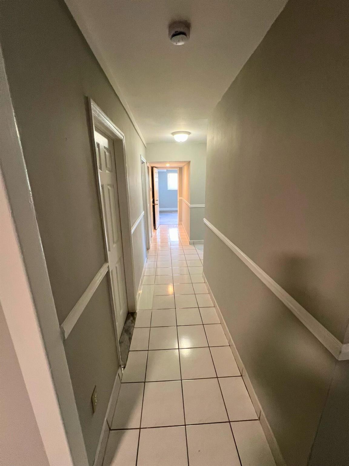 LAKEVIEW CONDOMINIUMS - Residential Lease