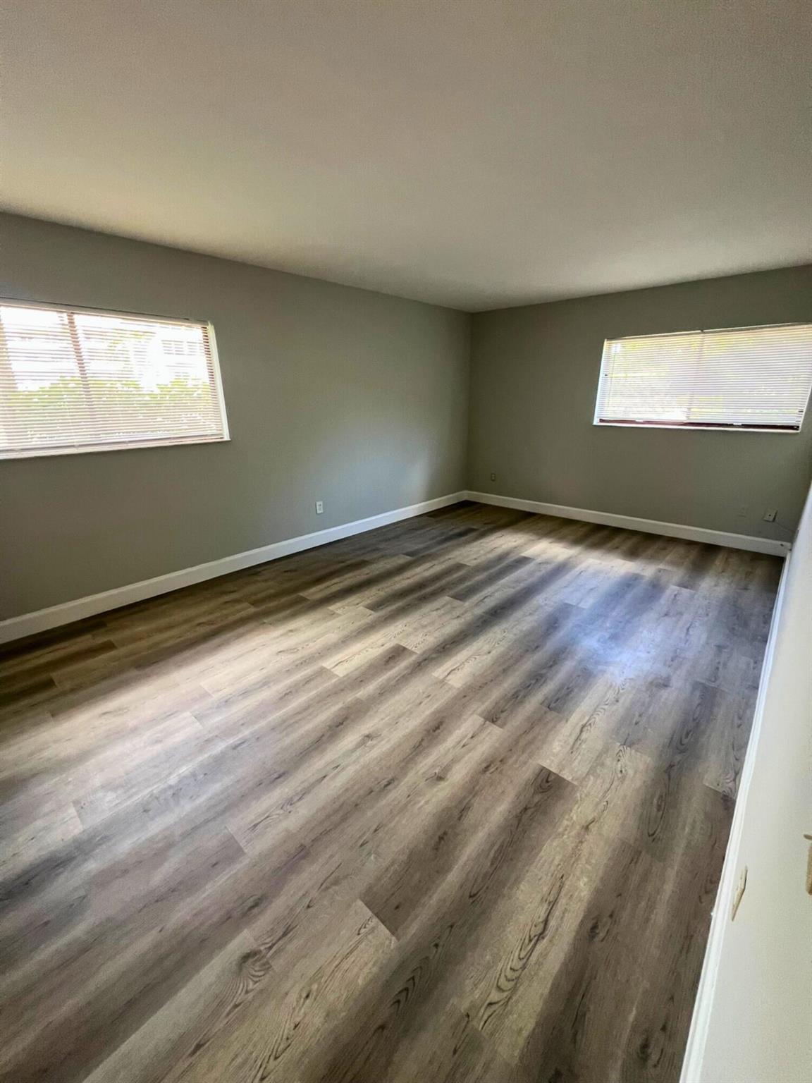 LAKEVIEW CONDOMINIUMS - Residential Lease