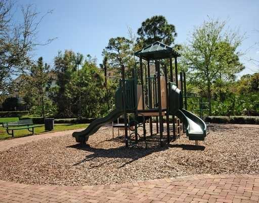 SANDPIPER COVE AT BOTANICA CONDO - Residential