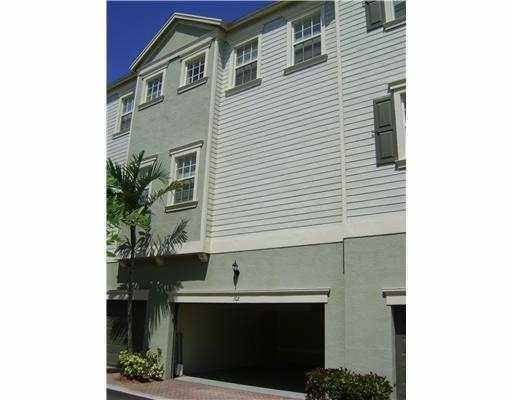 SANDPIPER COVE AT BOTANICA CONDO - Residential