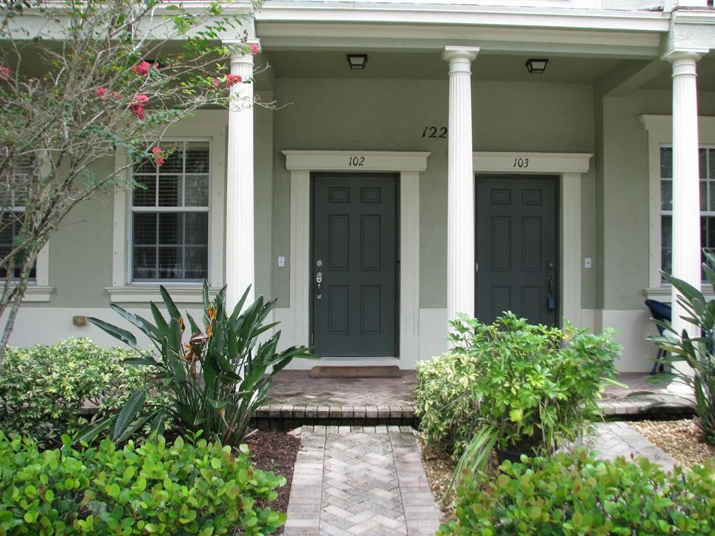 SANDPIPER COVE AT BOTANICA CONDO - Residential