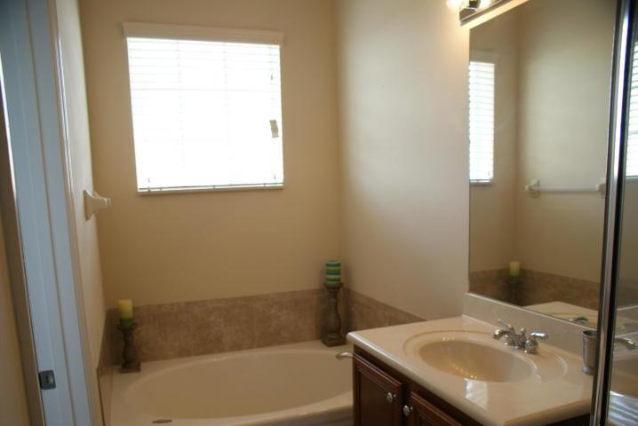 SANDPIPER COVE AT BOTANICA CONDO - Residential