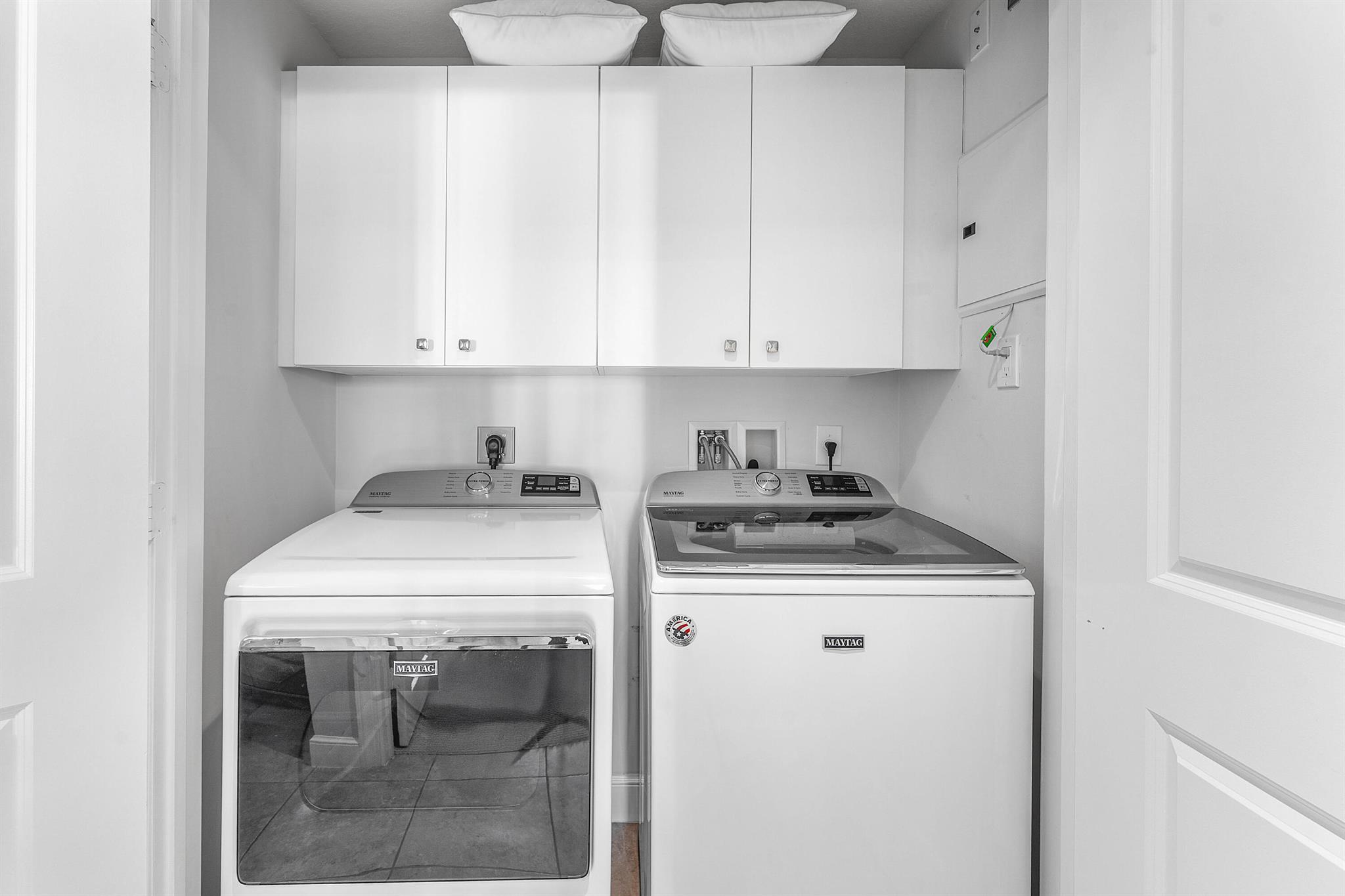 JUNO BAY COLONY CONDO - Residential Lease