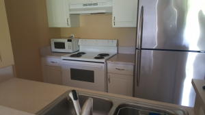 PALM LAKE CONDO - Residential Lease