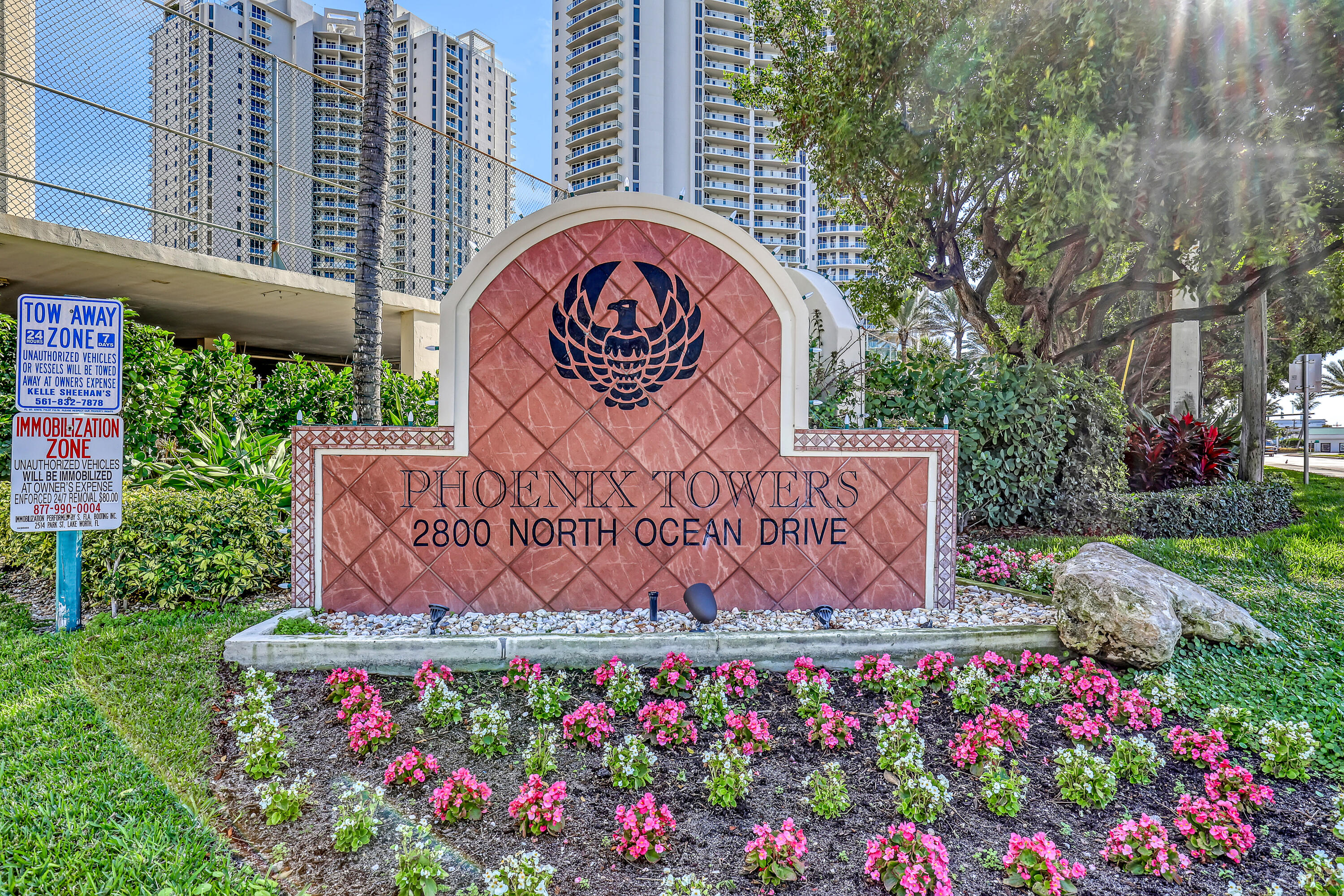 PHOENIX TOWERS - Residential