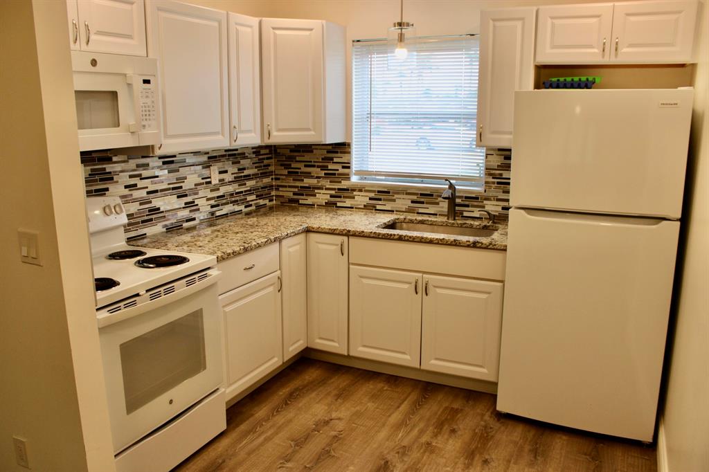 Enjoy a relaxing peaceful lifestyle of this 55+ community. Totally renovated, with Water and Cable included. HOA requires tenants to have a 693. Co tenants cannot be added to lease mid lease. Per HOA rules.
