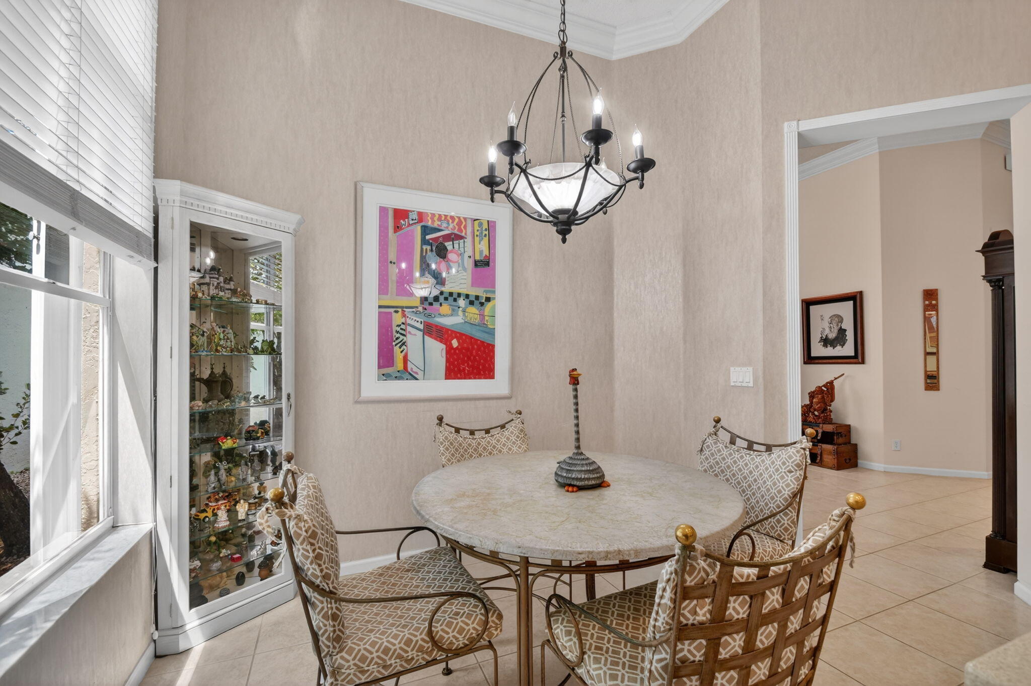 ABERDEEN 16 - Residential