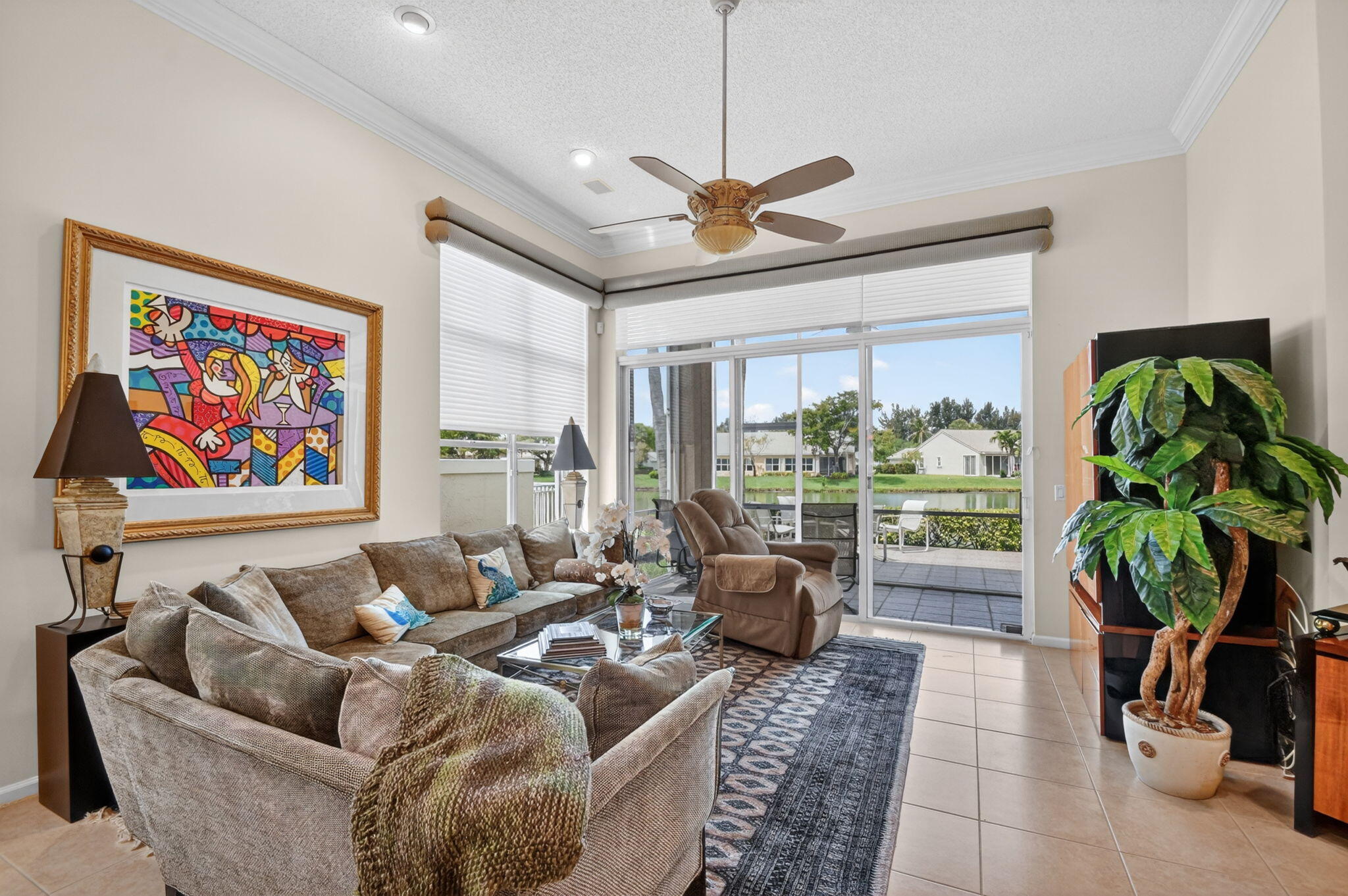 ABERDEEN 16 - Residential