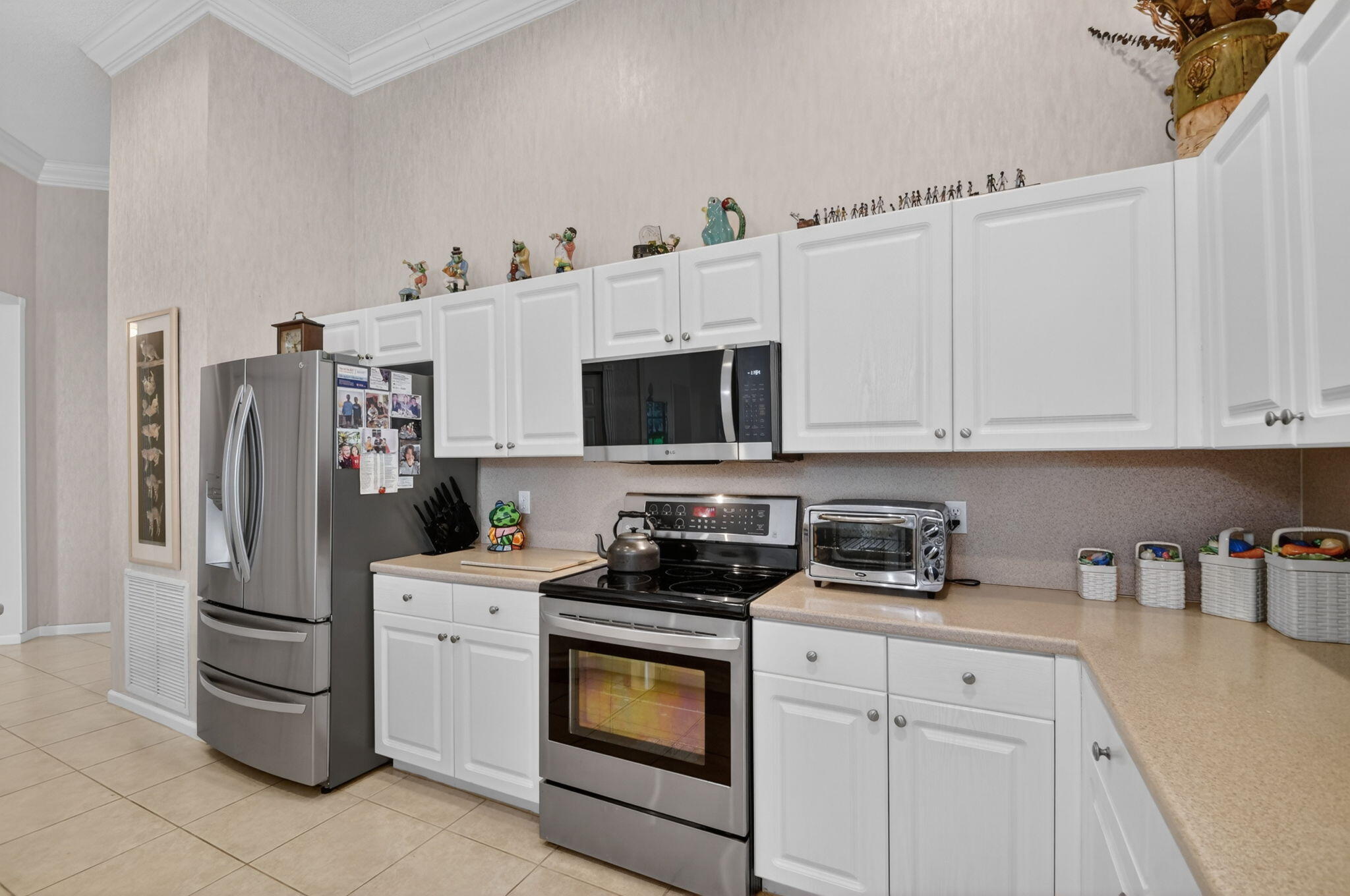 ABERDEEN 16 - Residential