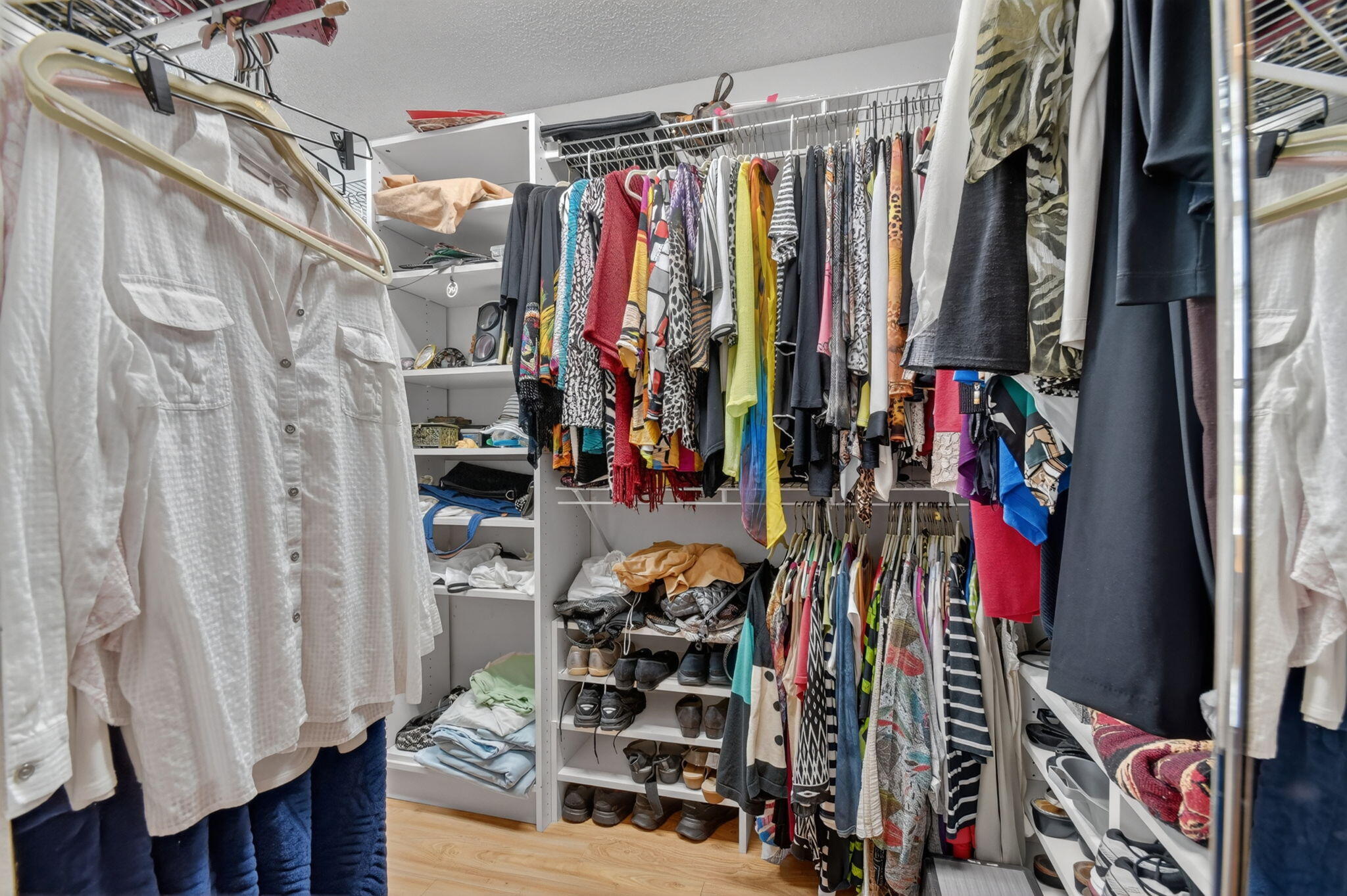 ABERDEEN 16 - Residential