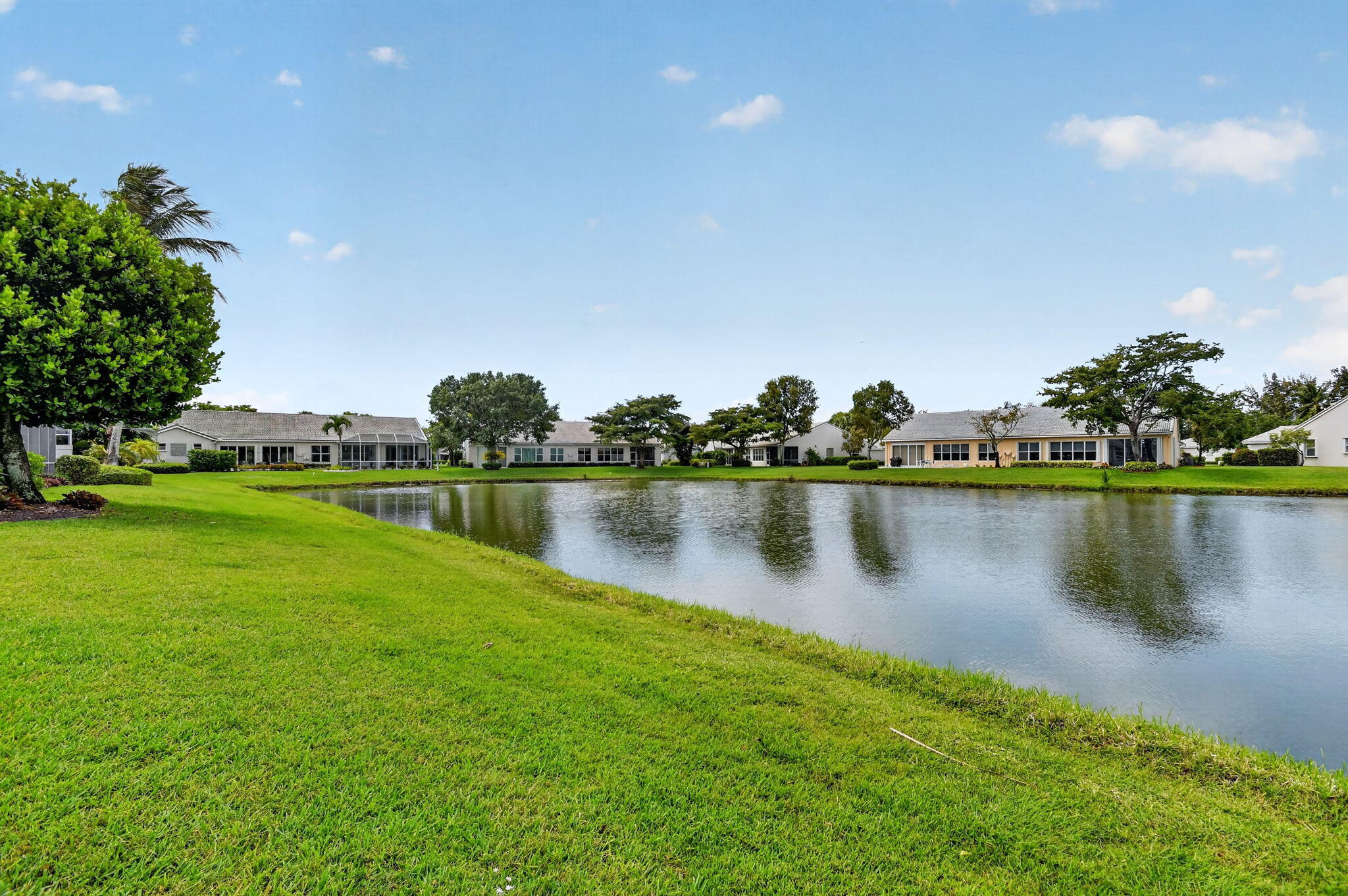 ABERDEEN 16 - Residential