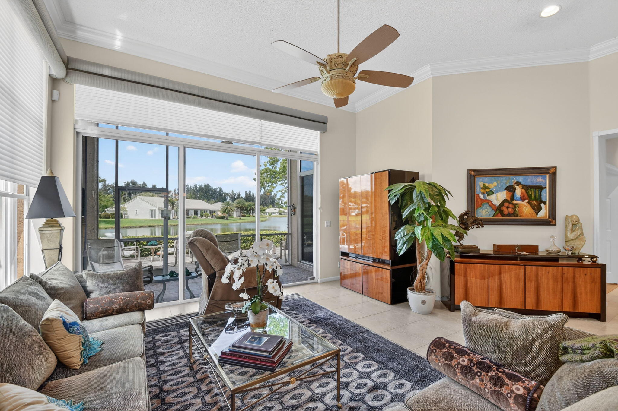 ABERDEEN 16 - Residential