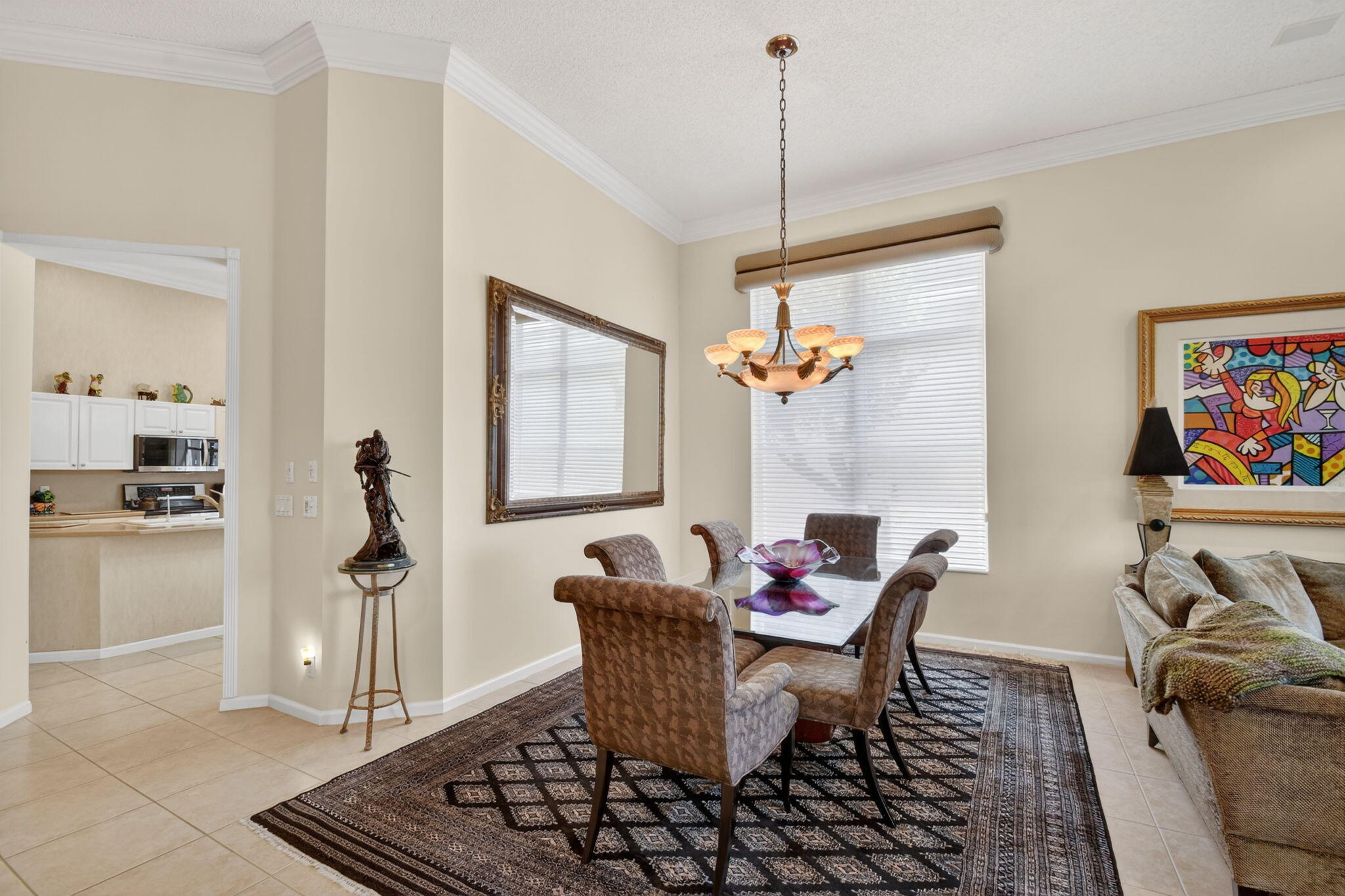 ABERDEEN 16 - Residential