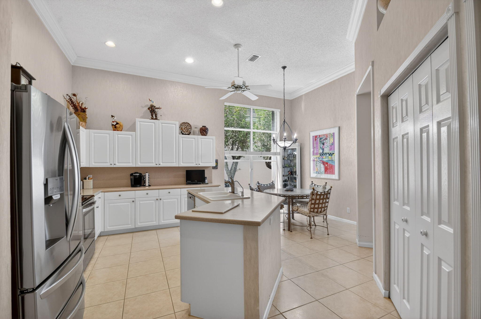 ABERDEEN 16 - Residential