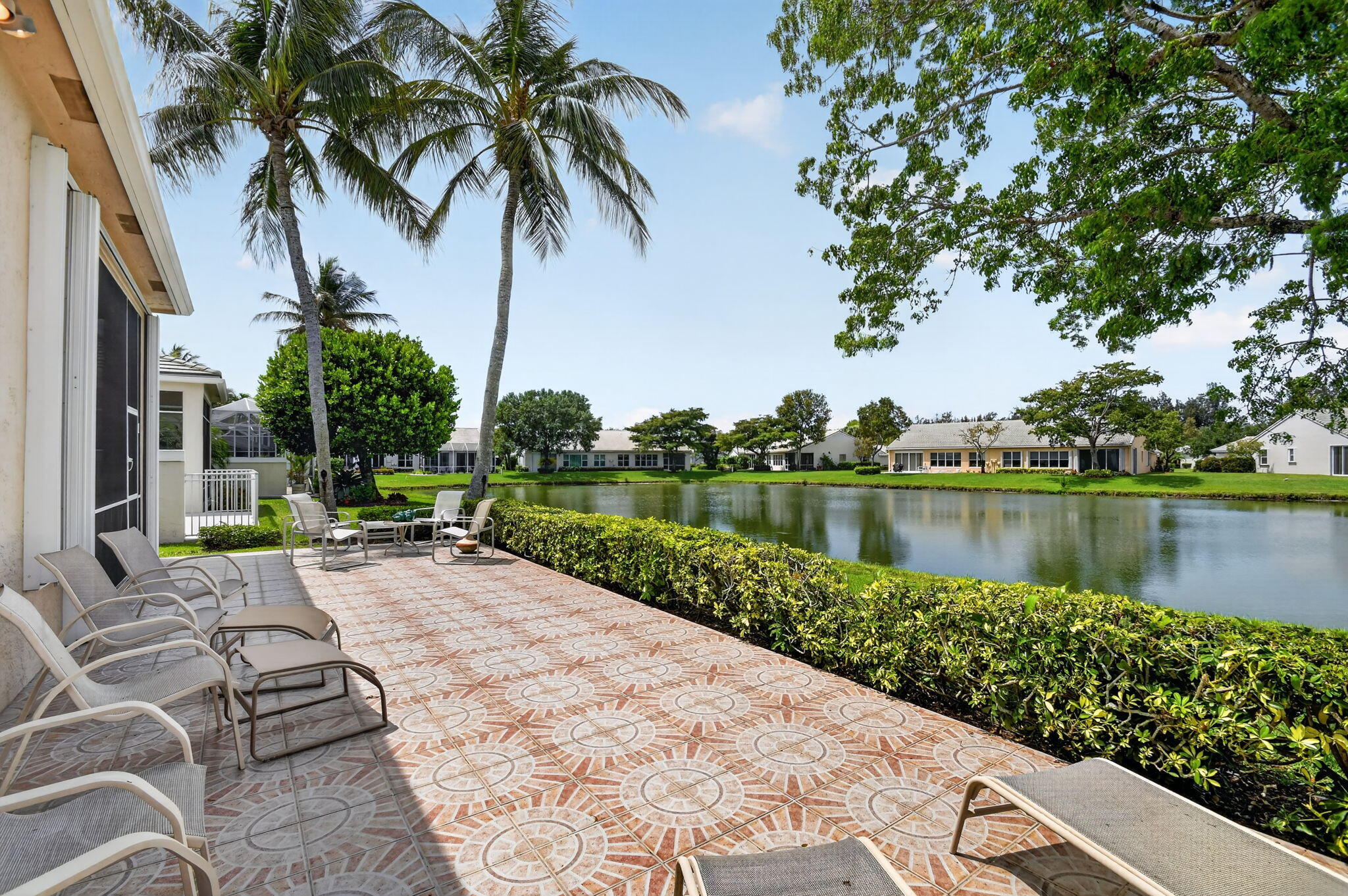 ABERDEEN 16 - Residential