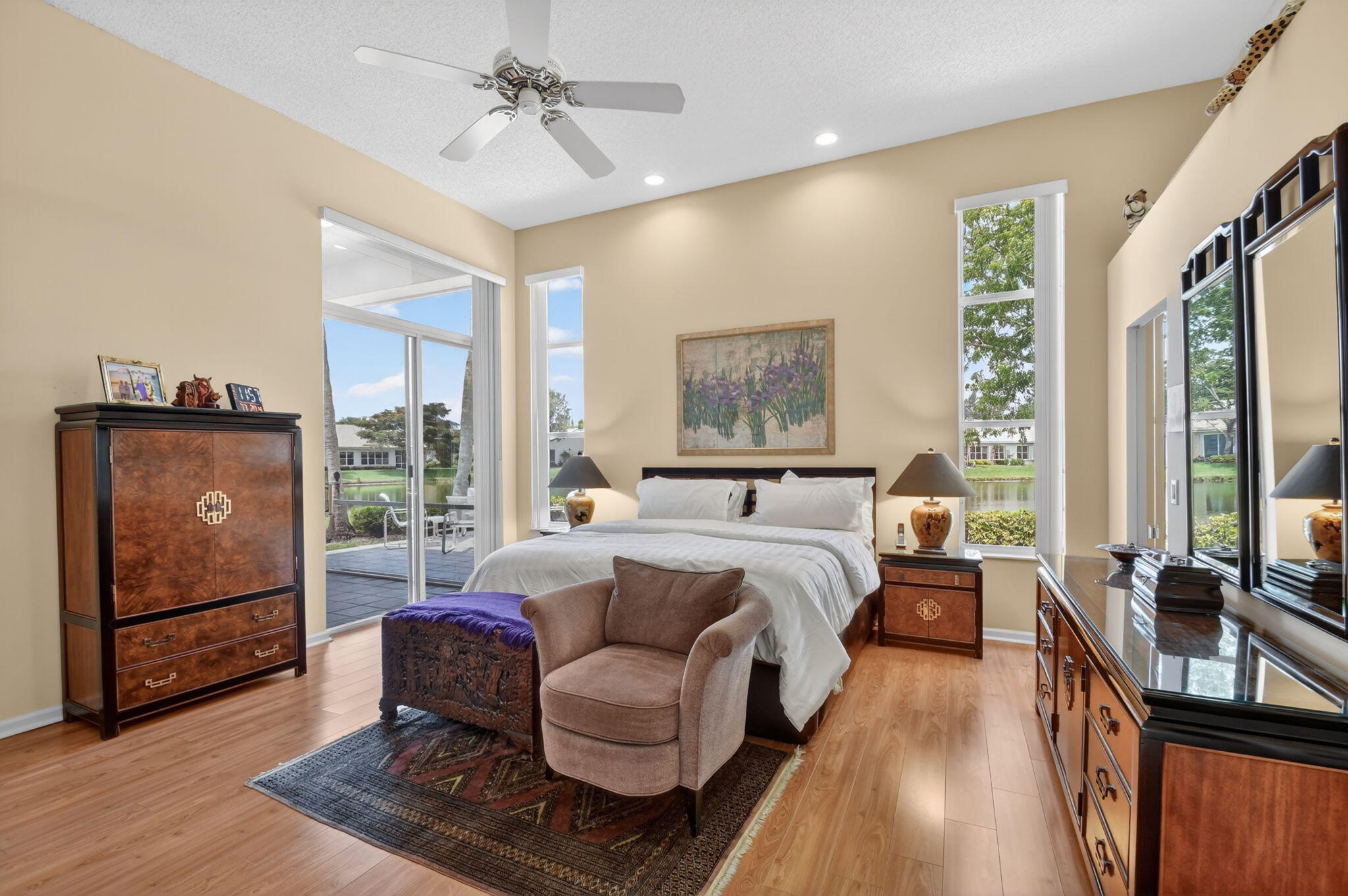 ABERDEEN 16 - Residential