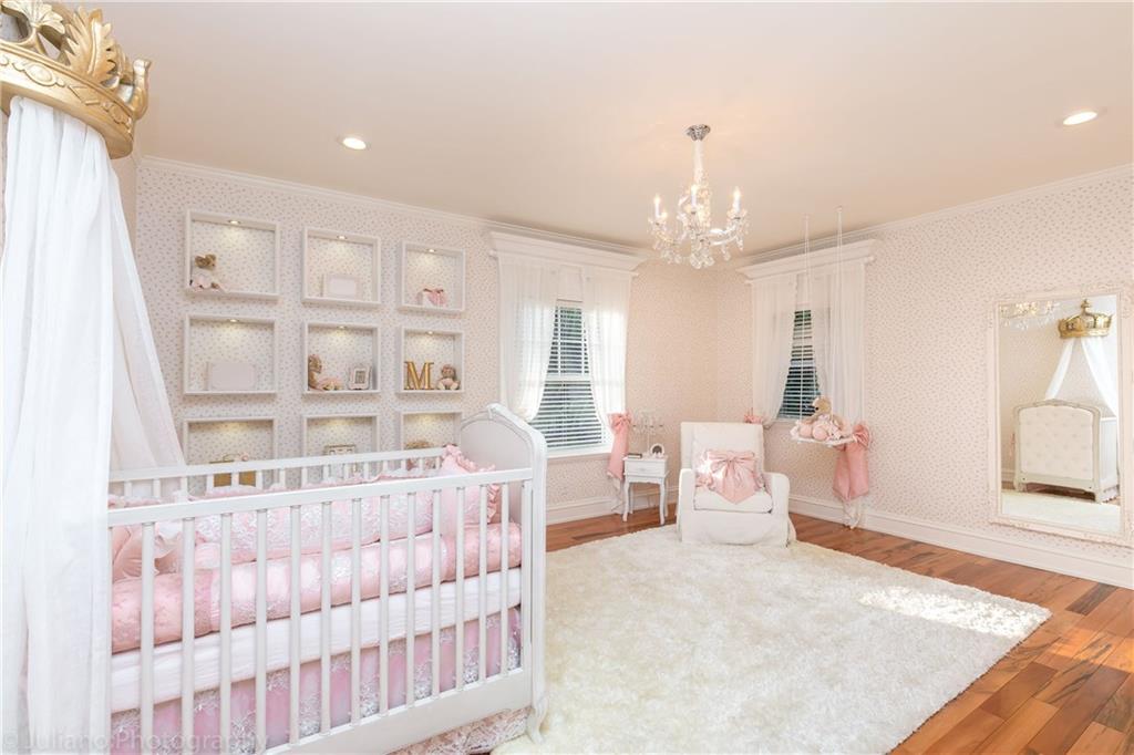 Royal Palm Yacht & Countr - Residential