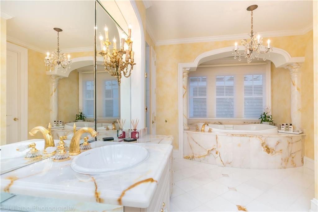 Royal Palm Yacht & Countr - Residential