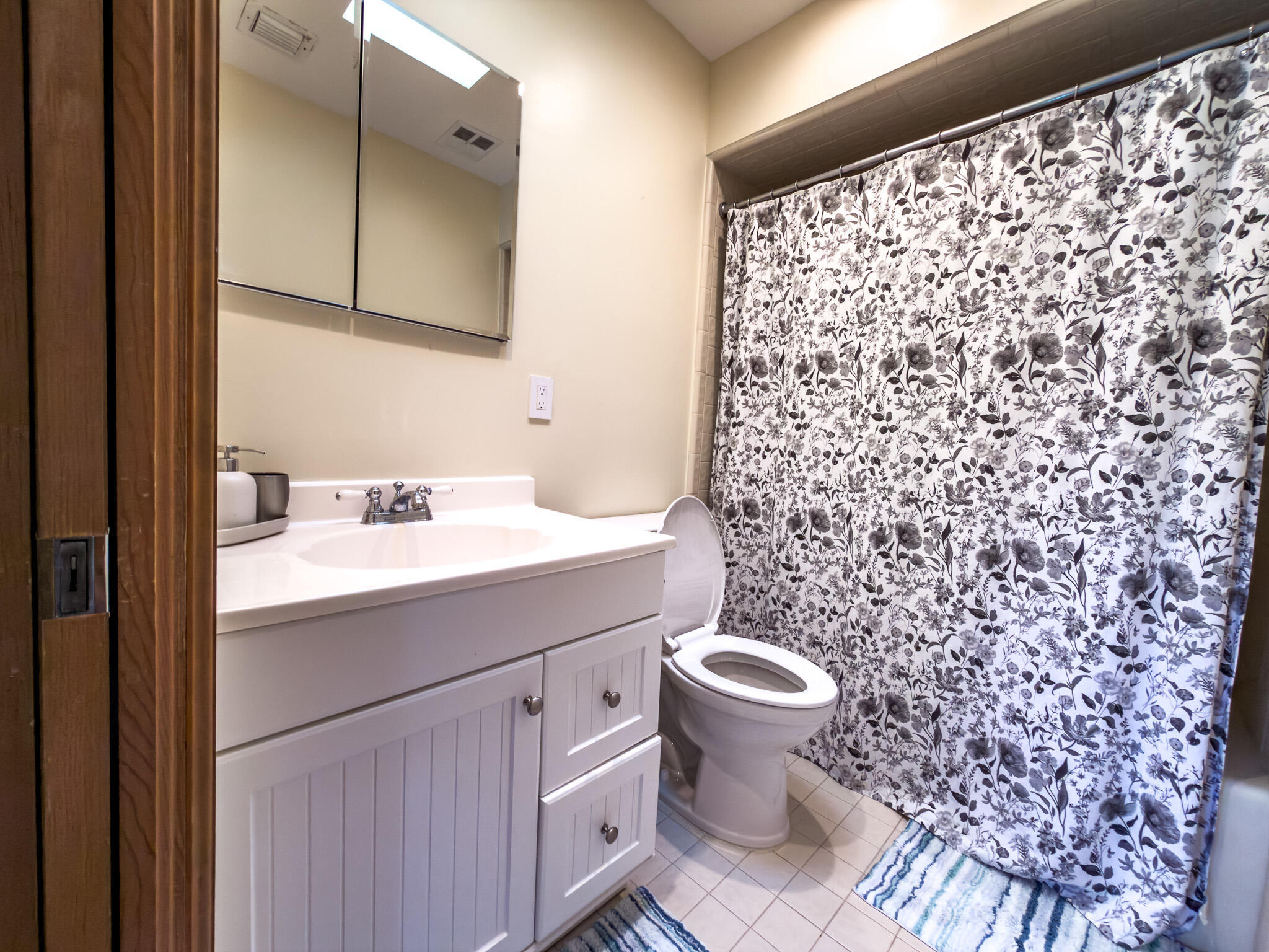 VILLAS DE SOL TOWNHOUSES - Residential