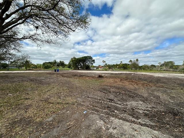 RARE! RARE! This is a rare 1.78 acre cleared prestigious Rolling Oaks/Southwest Ranches residential lot surrounded by stunning multi-million dollar homes on a private cul-de-sac street. This is an opportunity to have a cleared lot ready for the design of a newly constructed private dream home with unlimited vision and boundaries with a horse barn, separate in-law quarters/guest house/multi-car garage/storage, oversized entertainment patio kitchen, dream pool and spa or operating a personal business with plenty of land. This highly sought after neighborhood provides a variety of exclusive lifestyle opportunities from private estate living to a fabulous equestrian lifestyle with close by equestrian community riding parks. There is a voluntary HOA and has top rated schools. Don't miss it!