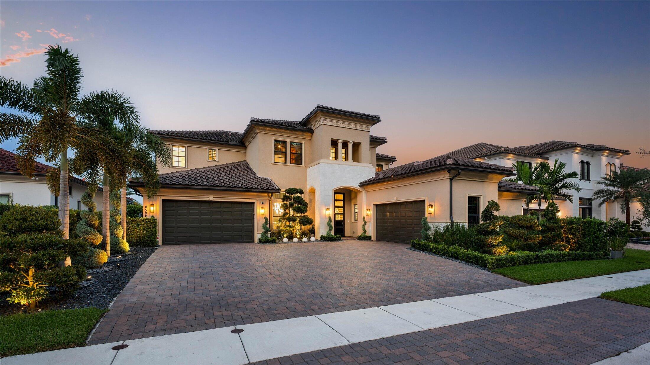 8590 W PARKLAND BAY Trail