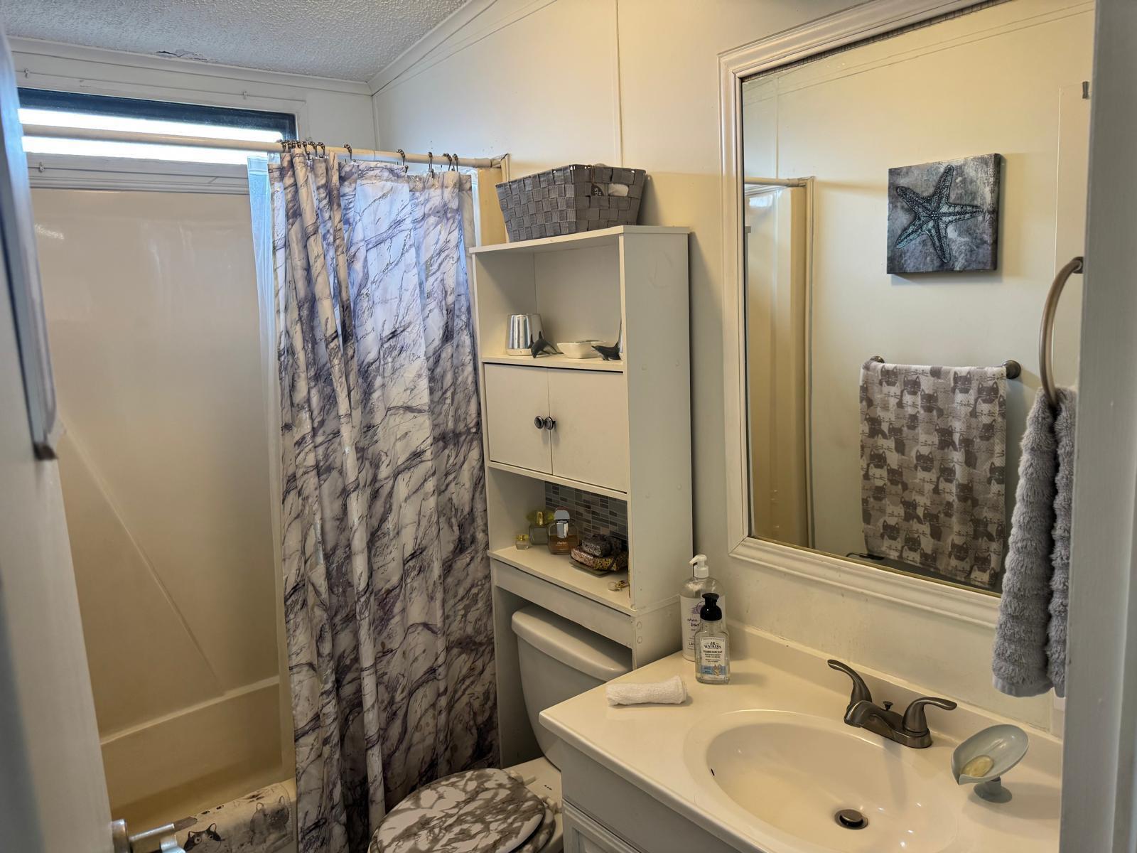 Palm Breezes Club - Residential